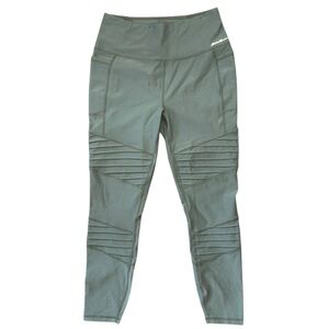 Eddie Bauer Ribbed Moto Olive Green Crop Leggings Women’s M Hiking Outdoor Pants